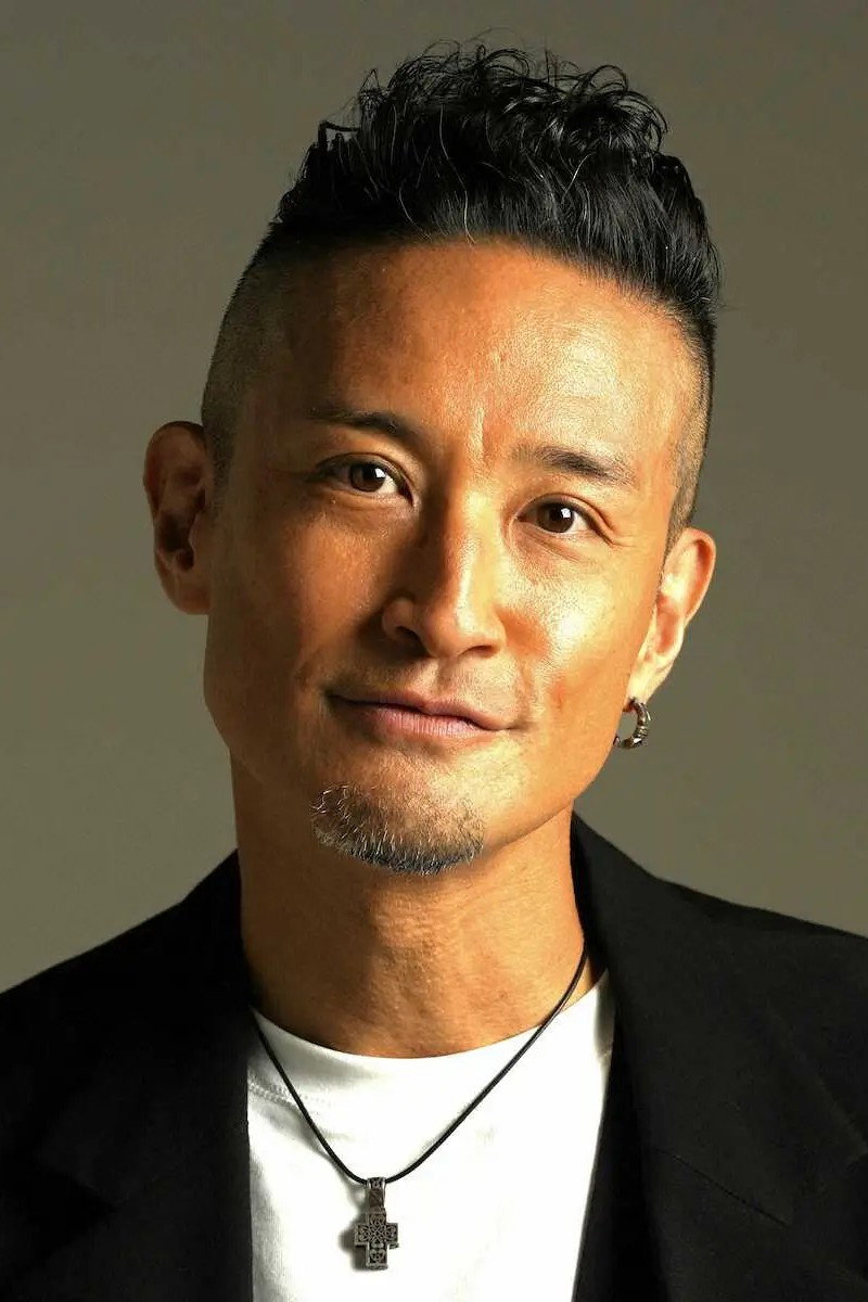 松岡昌宏 as Yagami Takuro [Taeko's brother] in Duty and Revenge