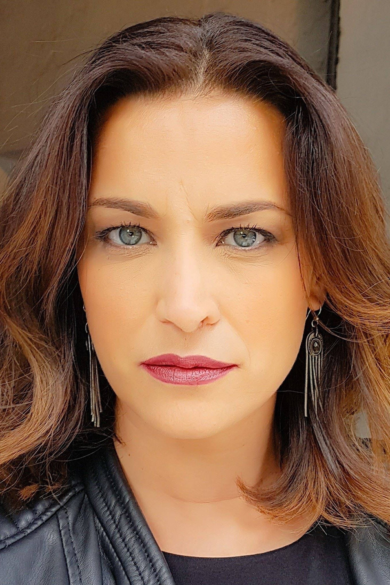 Andreia Dinis as Irene Matos Dias in Ministério do Tempo