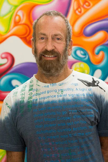 Kenny Scharf as self in Make Me Famous