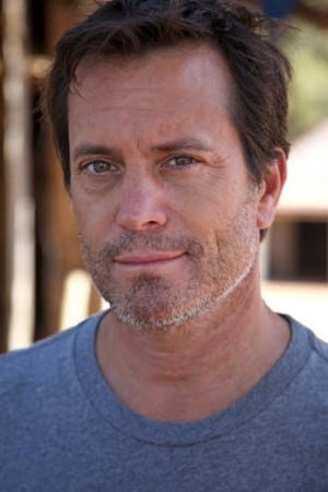 Kevin Otto as Günther in Johanna und der Buschpilot - Der Weg nach Afrika