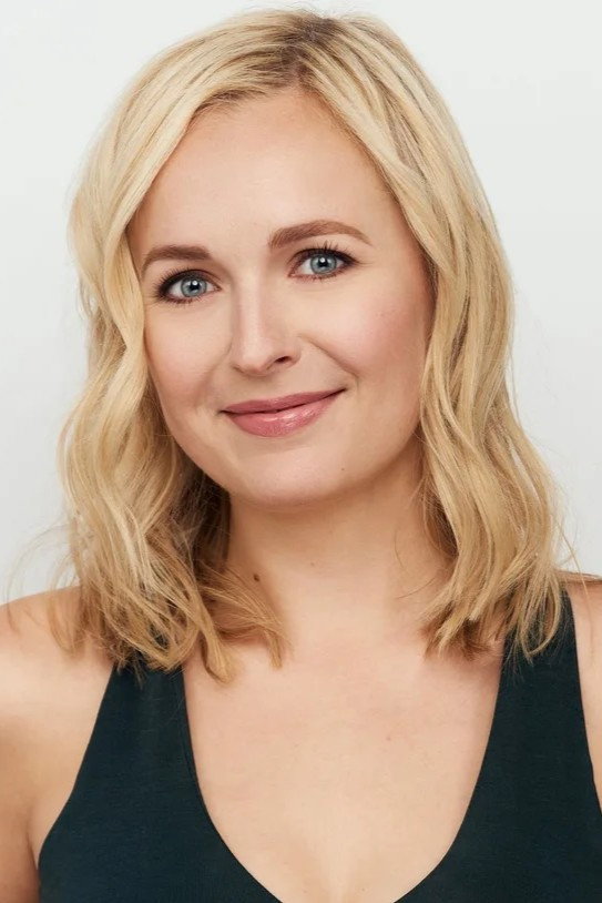Julia Mattison as Julia in Stomach People