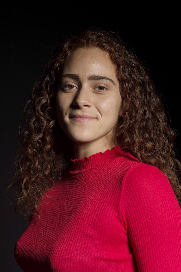 Giovanna Drummond as Bea in Bea, Seriously