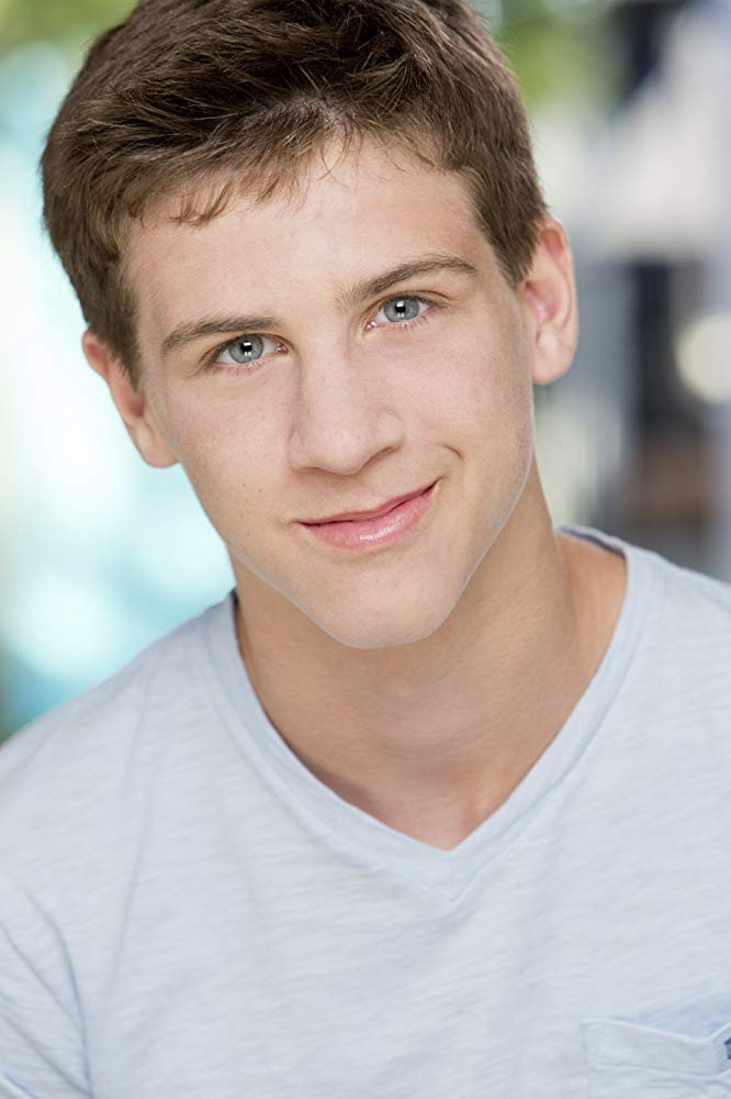Kai Whitaker as Zombeo in Zombeo & Juliécula