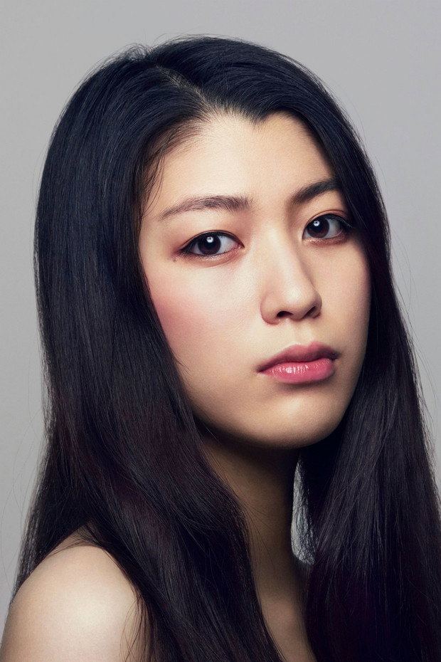 成海璃子 as Young Naoko in Trick