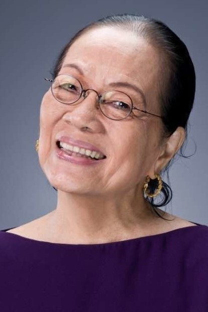 Caridad Sanchez as Choleng in Sana'y Wala Nang Wakas