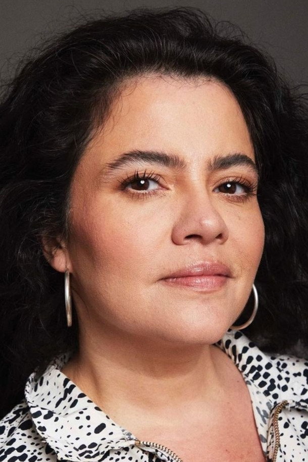 Flor Eduarda Gurrola as Mercedes Sosa in Sexennial Plan