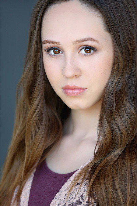 Hailey Sole as Daisy Tyler in Ghost Whisperer: The Other Side