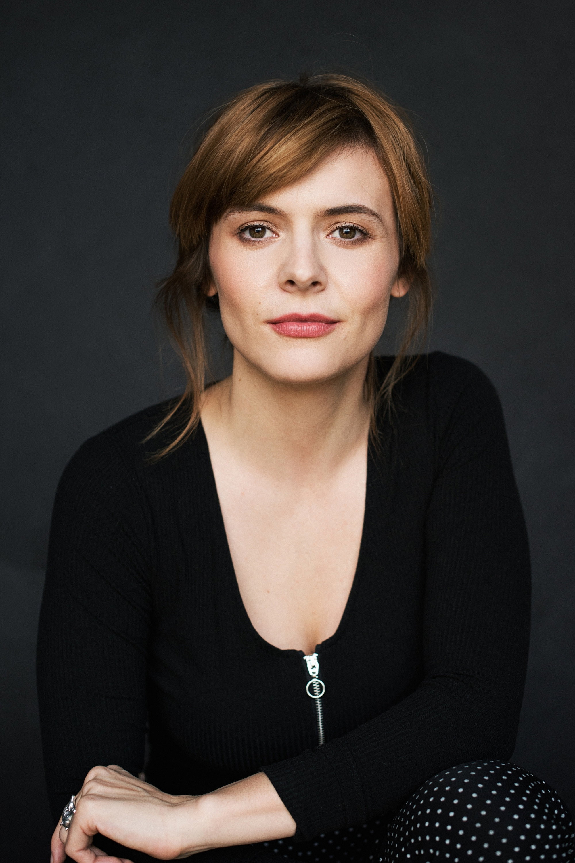 Alexa-Jeanne Dubé as Suzanne in After