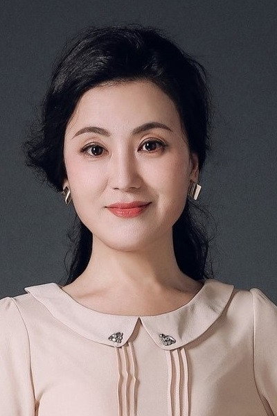 贾舒夷 as Tang Shuyi in Scent of New Dawn