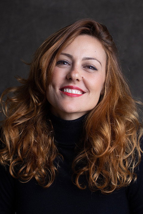Bianca Joy Porte as Débora in Lucicreide Goes to Mars