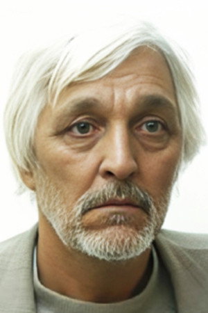 Yoosefali Daryadel as Kazem's Father in Atabai