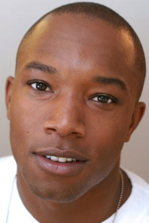 Aaron Joseph as Quincy in Slam Dunk Ernest