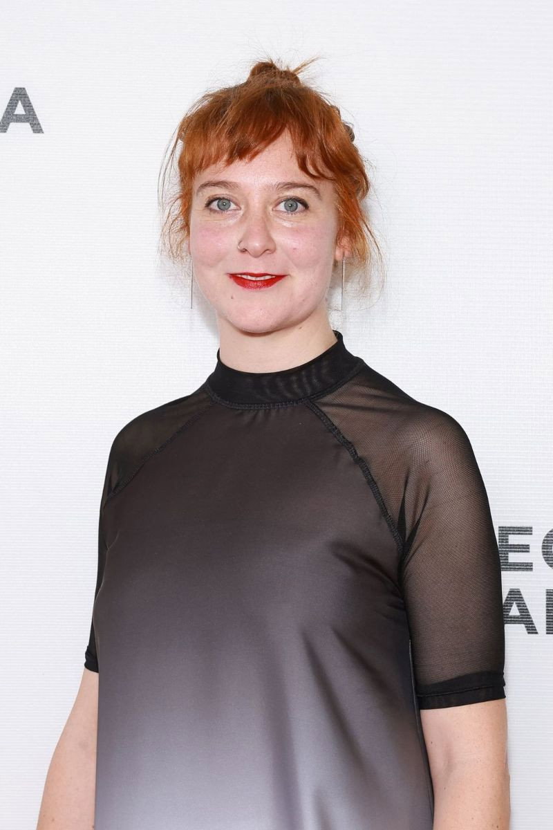 Chiara Hourcade as Herself in Luz de obra
