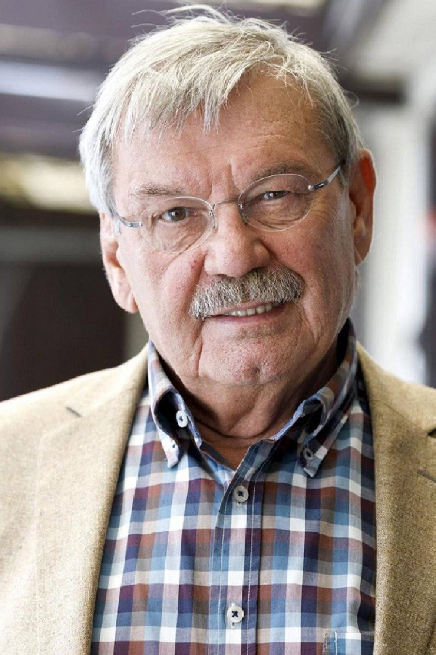 Wolfgang Winkler as Birke in Tull