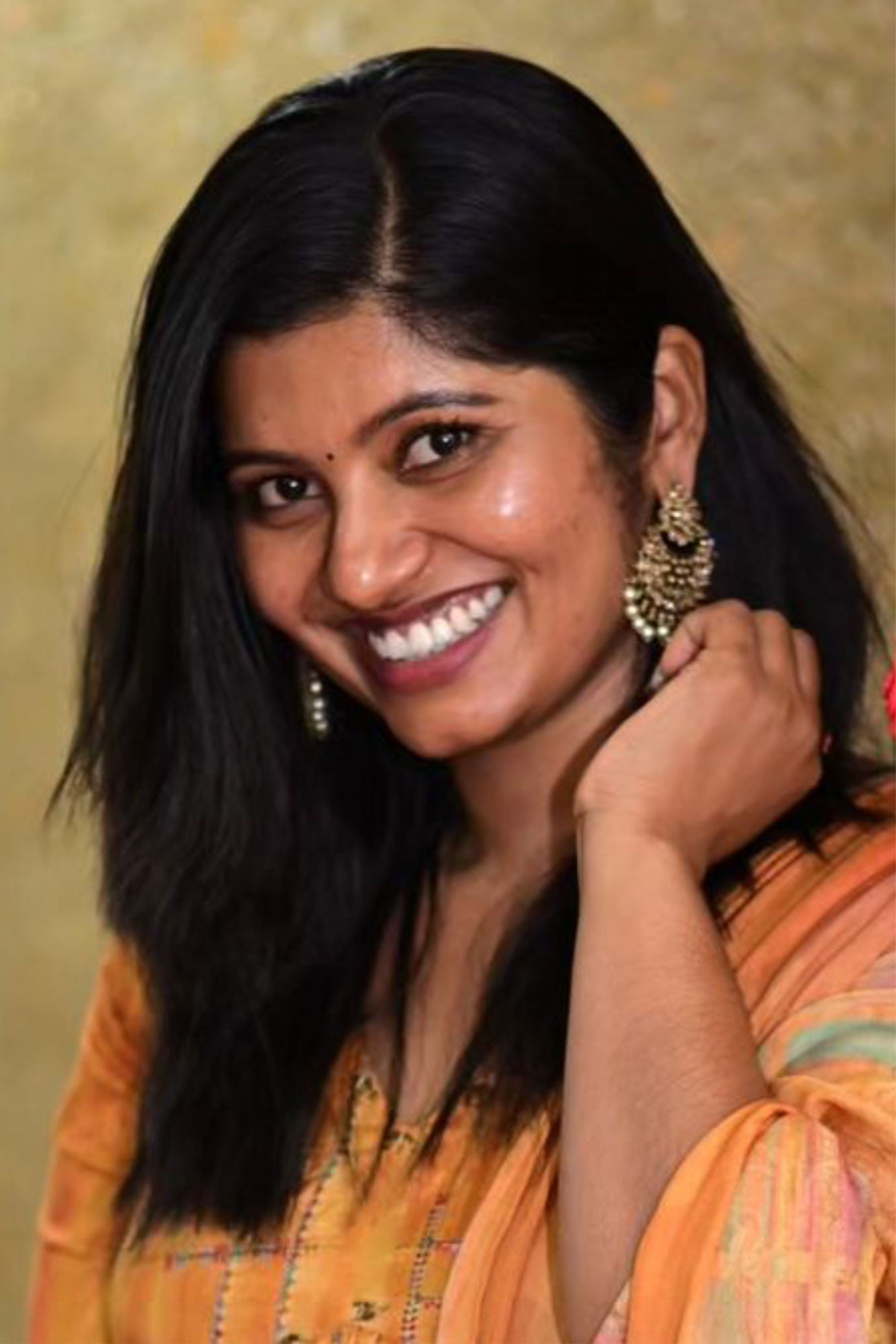 Chitra nair as Malini in Koodothram