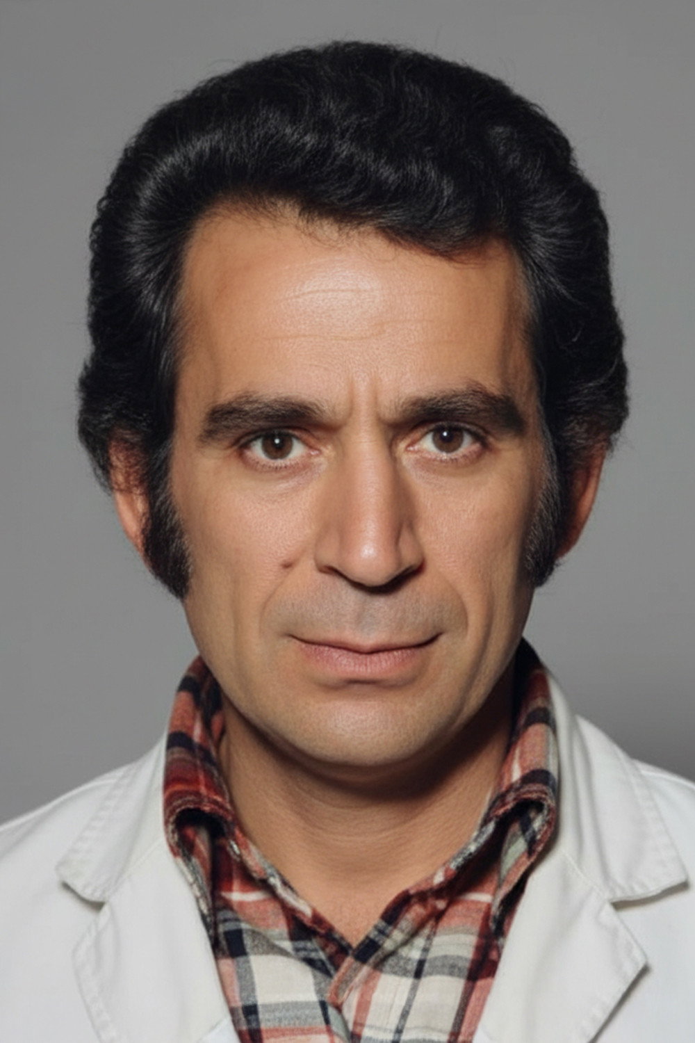 Orhan Çoban as cezmi in Emanet