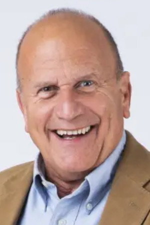Dalik Volonitz as Snir in True Hero