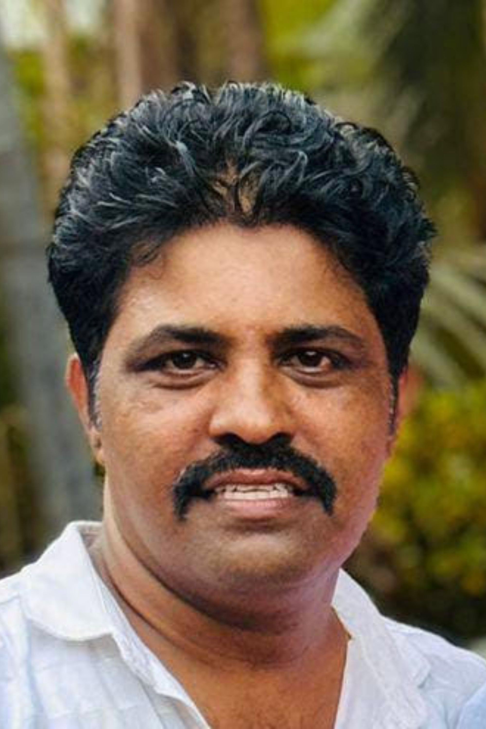 Shridhar M as Ramesh in Sunday Special