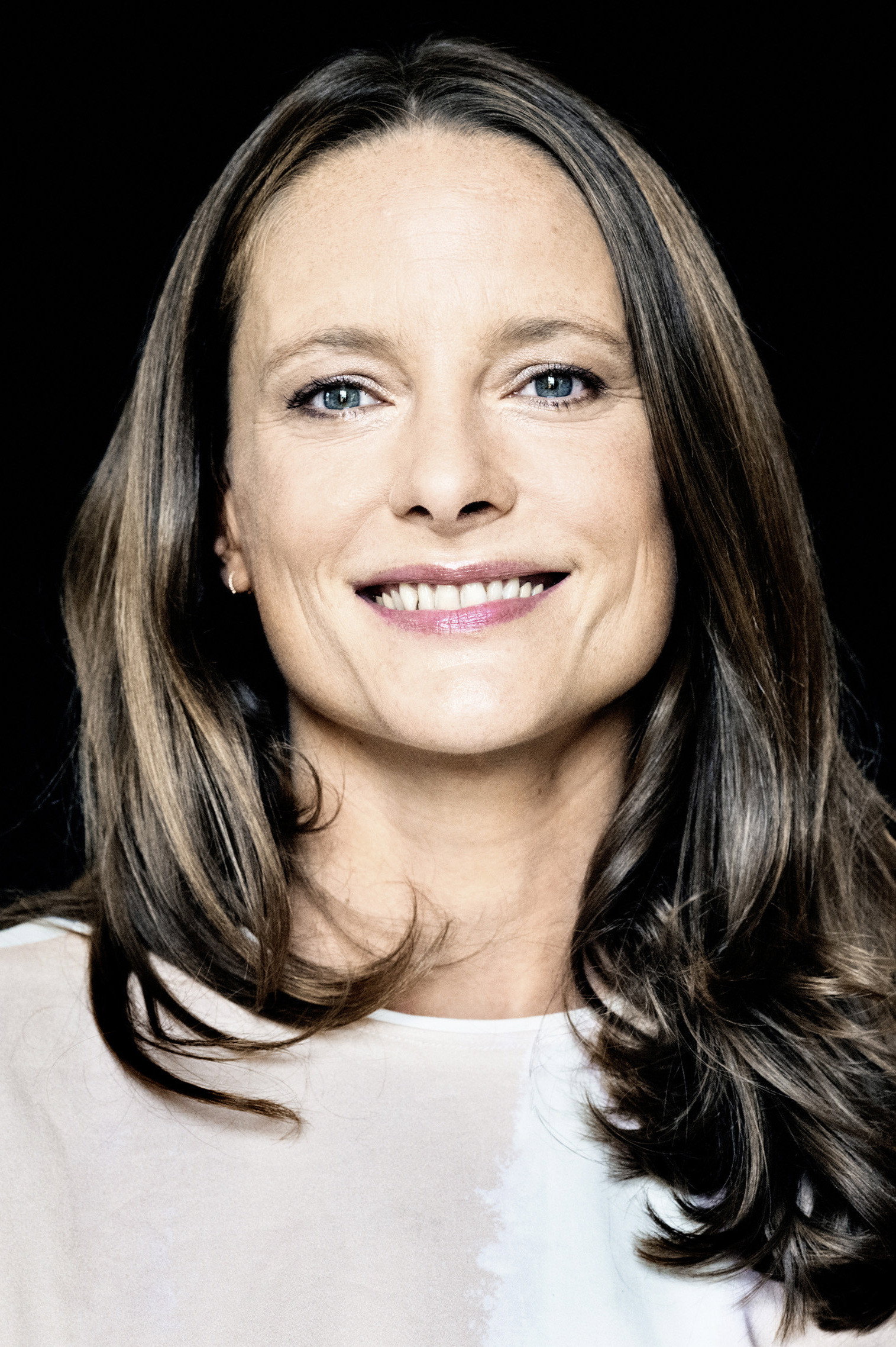 Anne Ratte-Polle as Marianne in Shadowplay