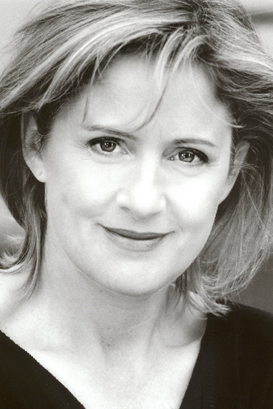 Sonia Todd as Commander Edwina Dent in Return to Jupiter