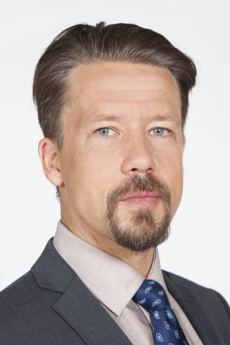 Tommi Eronen as Oskari Autio in Hooked