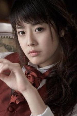 Yun I-na as Mi-jin in The Haunted House Project
