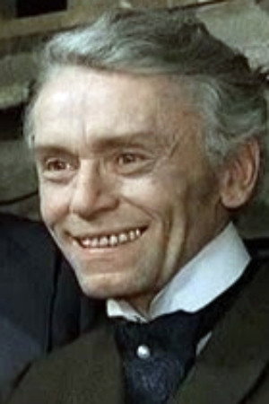 Christoph Beyertt as Kreutter in Die Bößewichter müssen dran