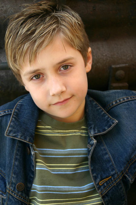 Cooper Green as Cooper in Roommates