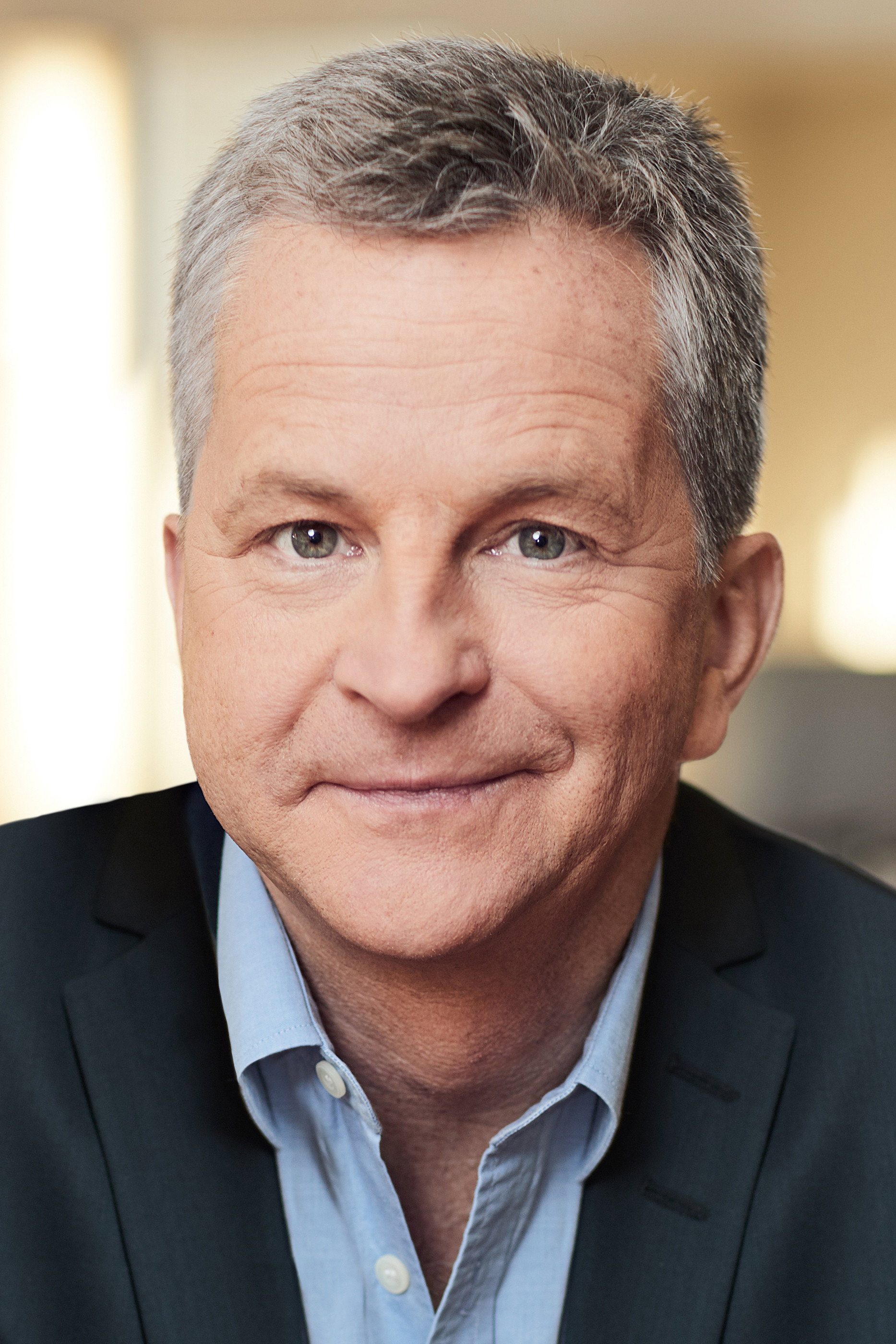 André Robitaille as Sergeant Montpetit in Hypno