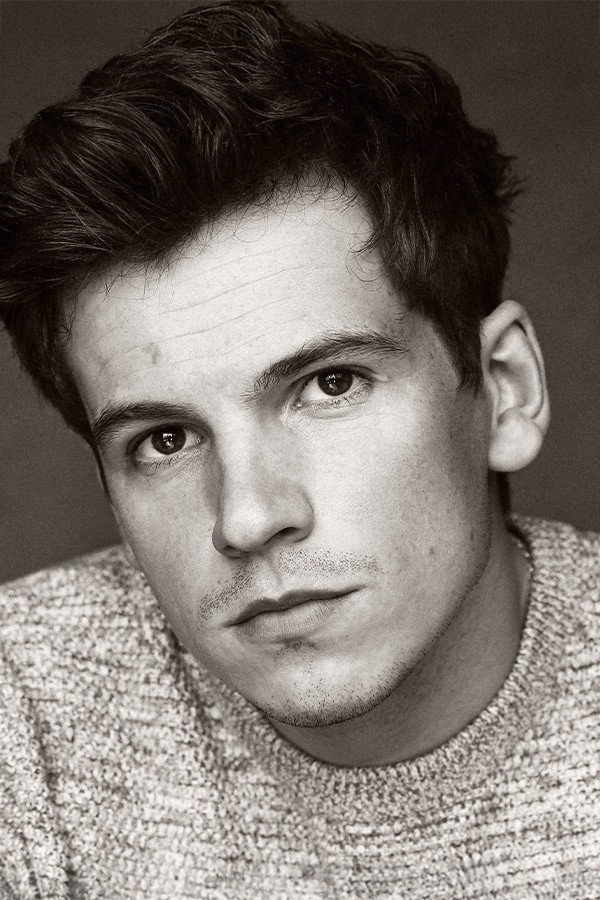 Jacob Dudman as Thomas Price in The Stranger