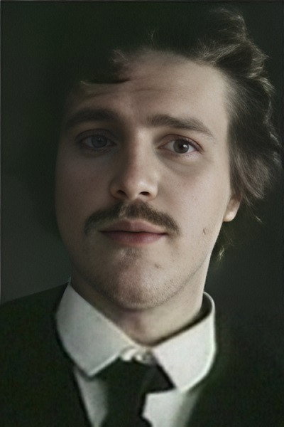 Николай Сахаров as Глеб Казанцев in The Fatal Inheritance