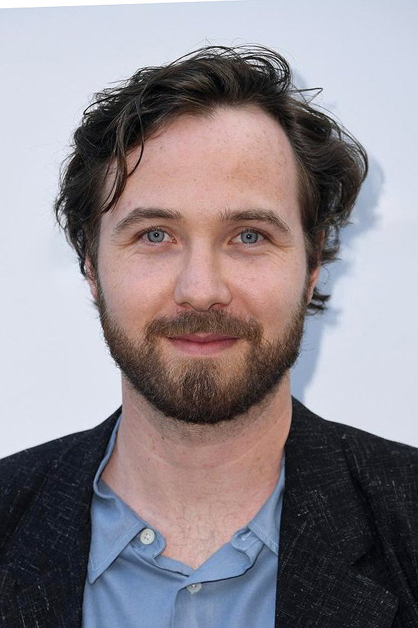 Vilhelm Blomgren as Mattias Nilsson in End of Summer