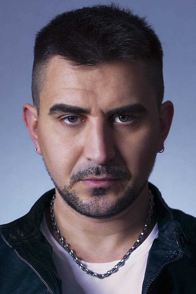 Mirko D'Antona as Raoul in Village Of The Vampire
