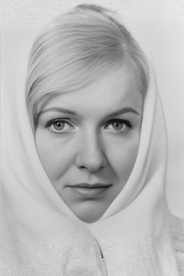 Людмила Цветкова as Elena in One Day in Europe