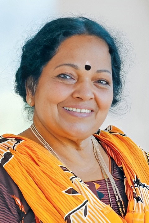 Kudassanad Kanakam as Vallyammachi in Sukhamano Sukhamann