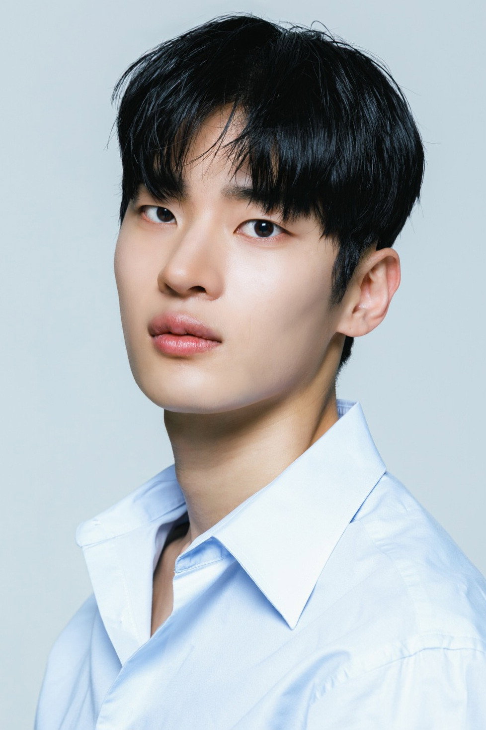 김승범 as Seo Yi-do / Heo Dong-jin in The Lie We Lived In