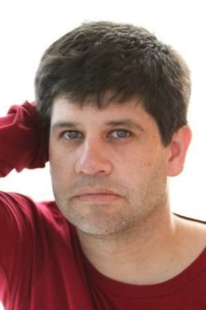 Fernando Amaral as Actor de postura in The Candidate