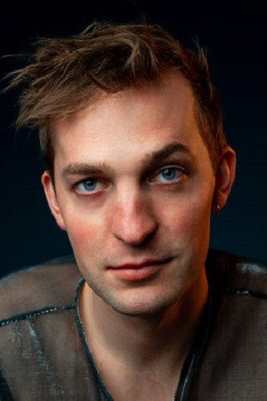 Jannik Mühlenweg as Soldat in Das rote Rad