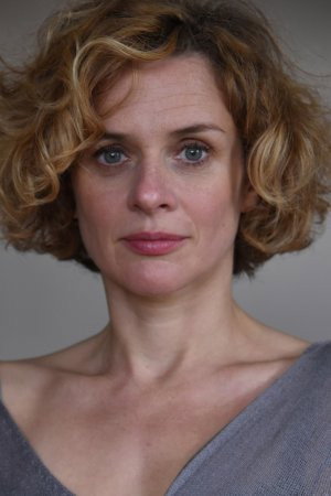 Florence Hebbelynck as Céline Berger in Petits arrangements avec ma mère