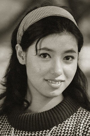 野川由美子 as Gin in Professional Killers