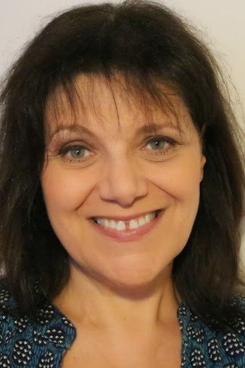 Françoise Pinkwasser as Blanche in TOC TOC