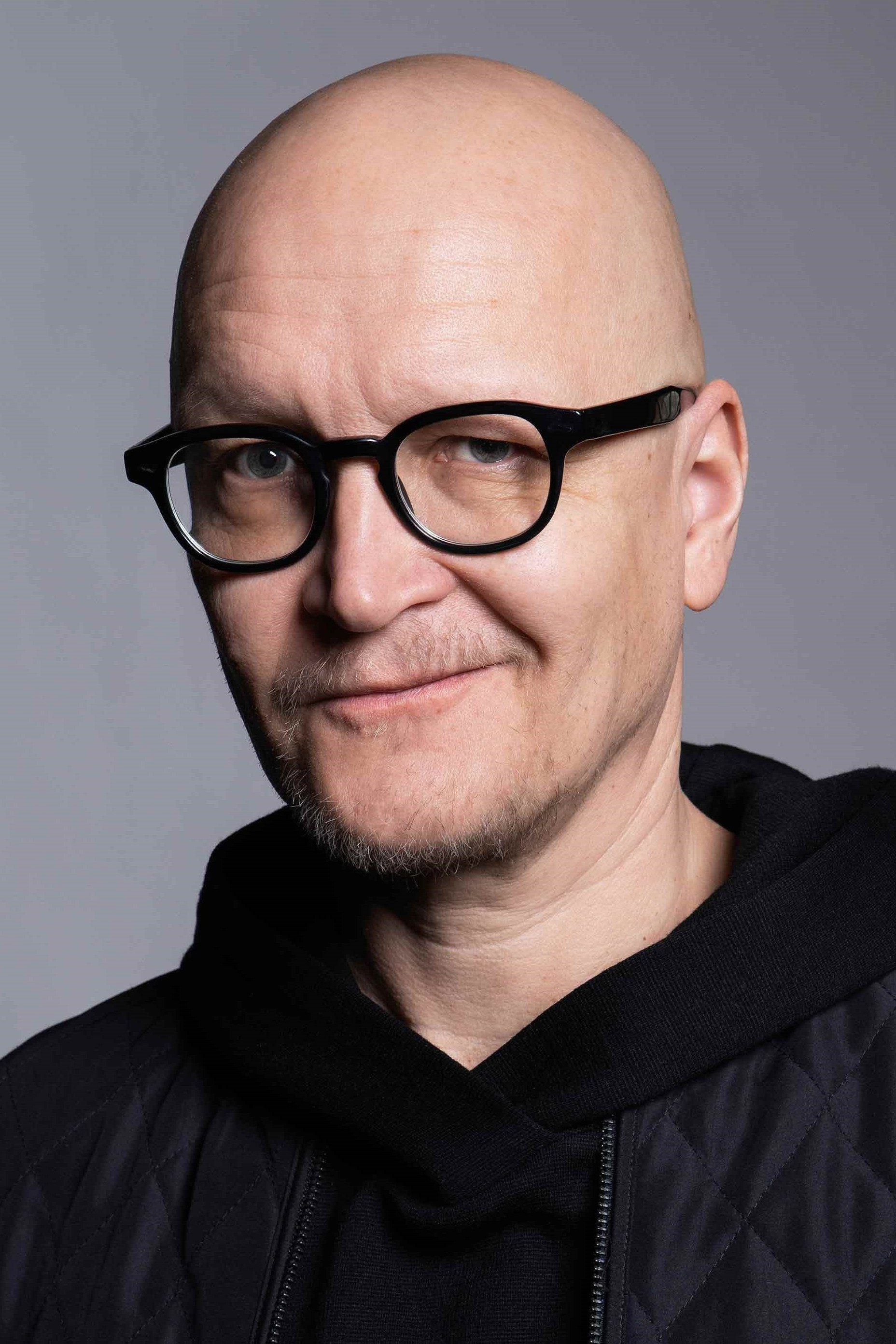 Janne Reinikainen as Rauli 'Badding' Somerjoki in Badding