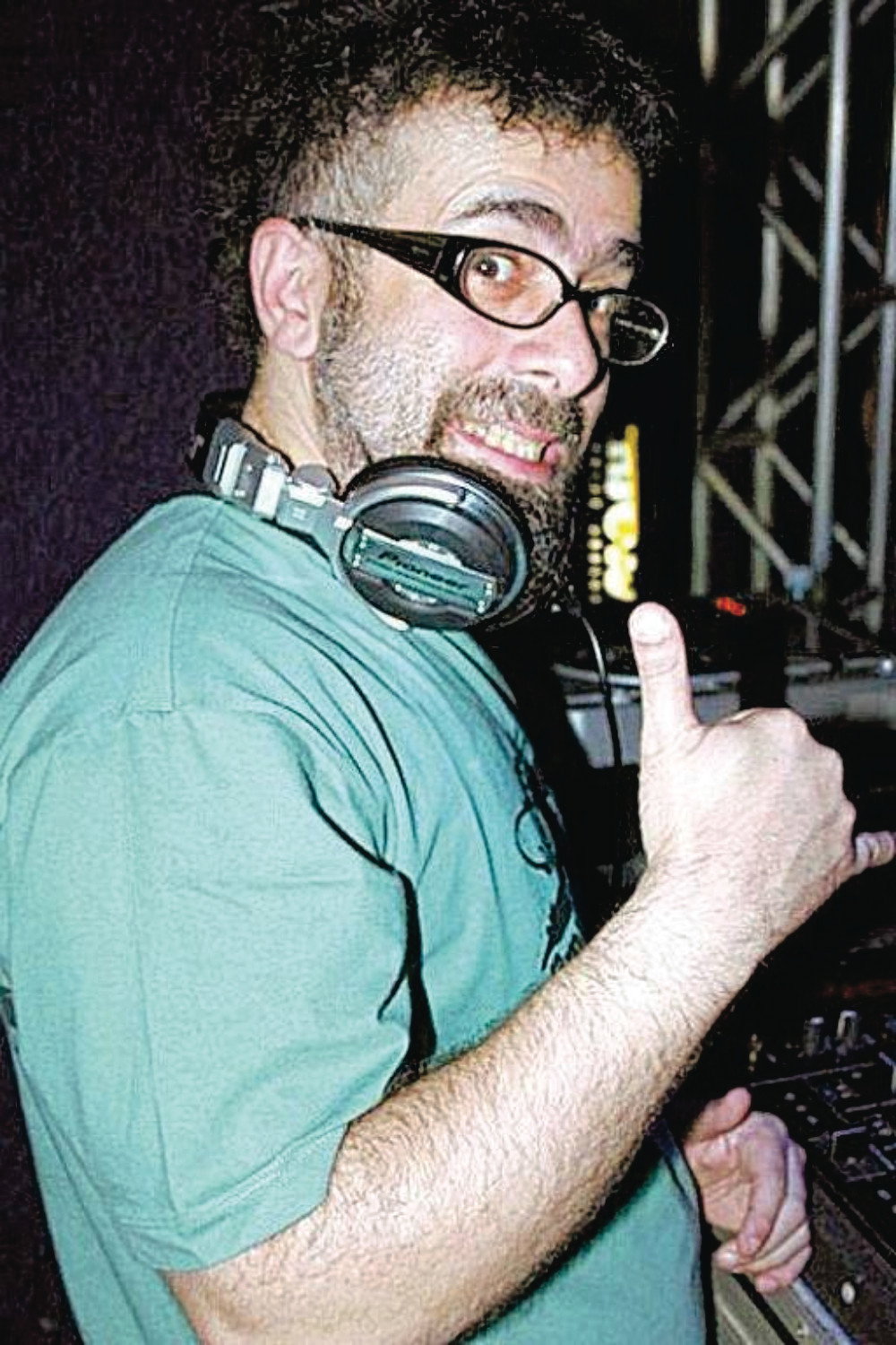 André Pomba as Himself in Andre Matos: Maestro of Rock