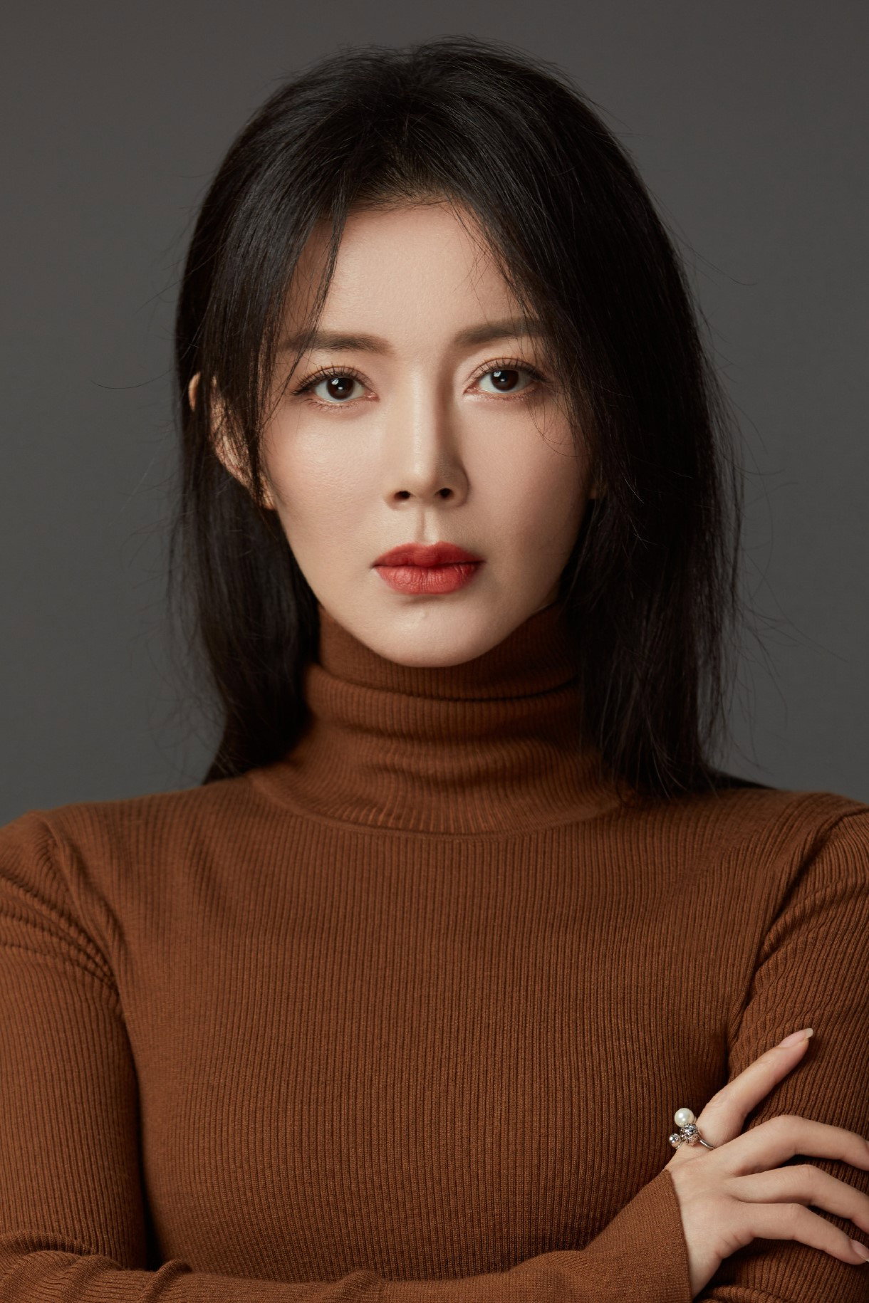 刘敏 as Xiao Chengbi in Wild Rose