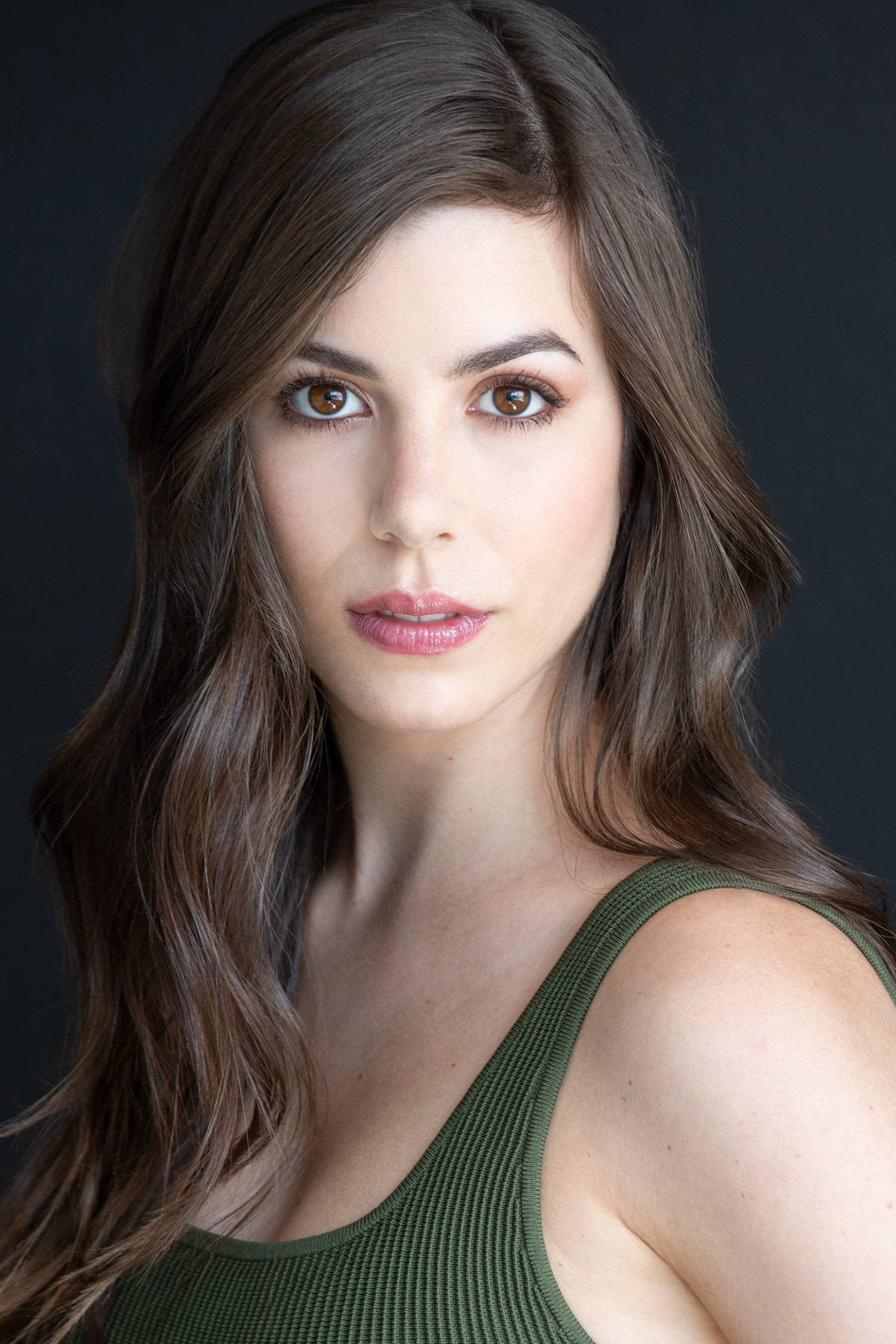 Leigh Truant as Alice in Bunks