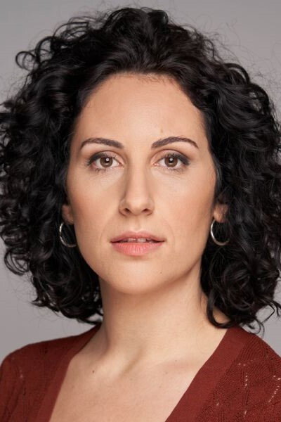Rebeca Alemañy as Lolita Casado in Acacias 38