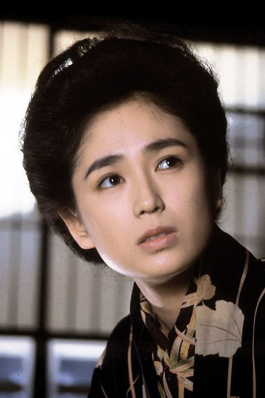 藤谷美和子 as Yoko Tamagi in The Miracle of Joe, the Petrel