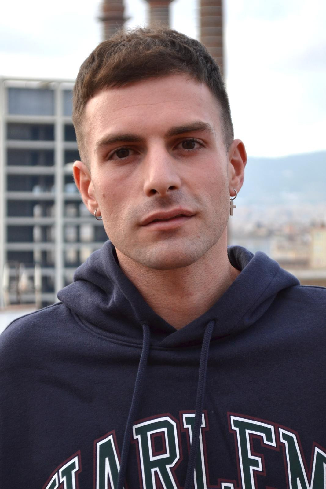 Santiago Scauso as Rodrigo in Una película barata