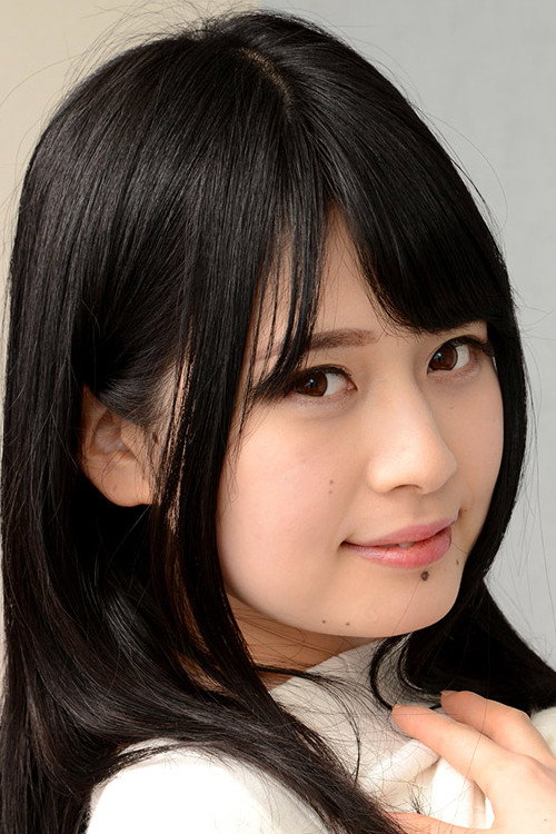 優梨まいな as Noa Fujino in Someday's Summer: Free-spirited Female College Students