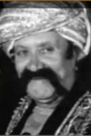 Sadidin Bakdunis as Merchant Abu Abdurasak in Scheherazade's New Tales